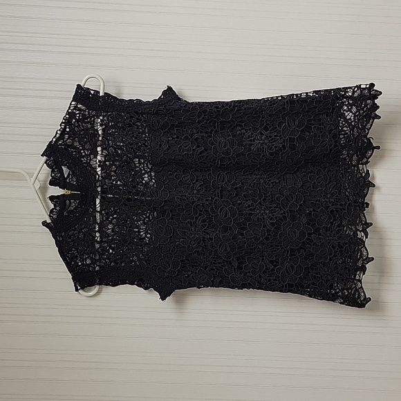 New with tags black lace lined sz small Nanette Lepore sleeveless top - Picture 1 of 8